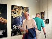 http://larysarusina.info/files/gimgs/th-30_IMG_0123.jpg